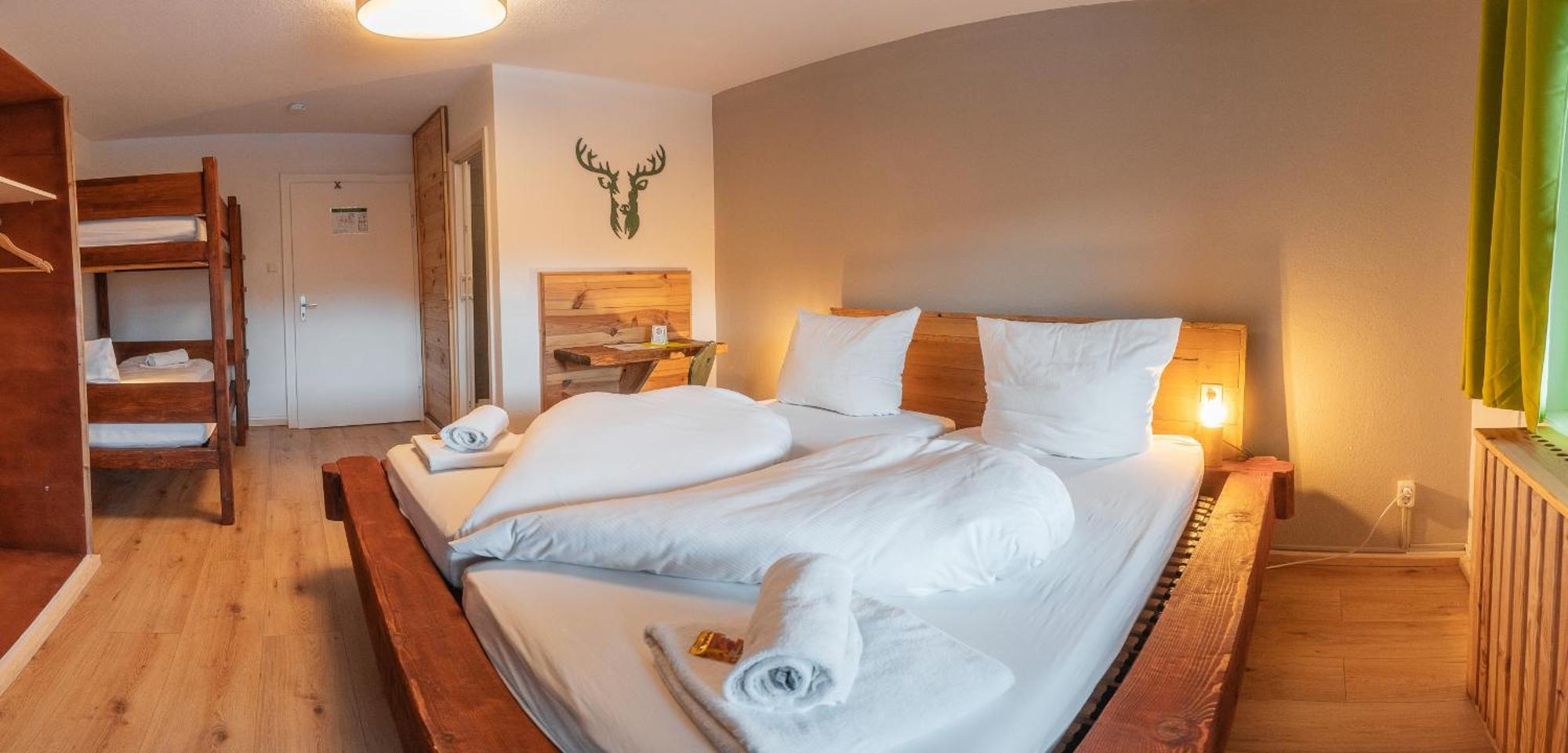 Hostel - Ron'S Guesthouse Oberstdorf Esterno foto